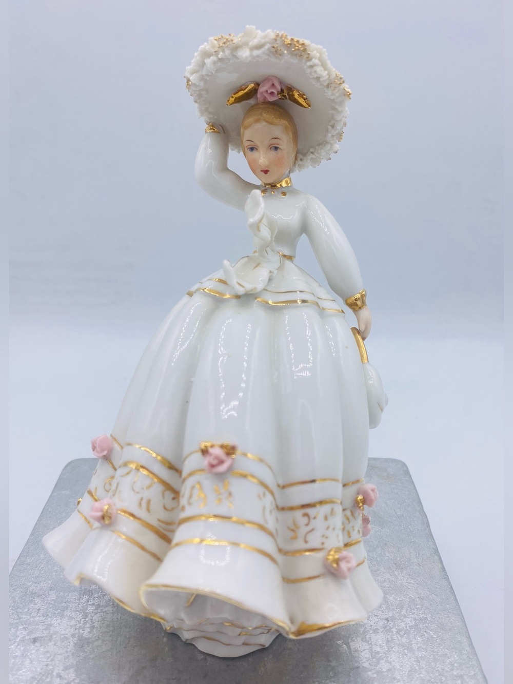 Vintage 1955 Lefton China Windblown Girl Pink Rose White Dress Figurine Rare